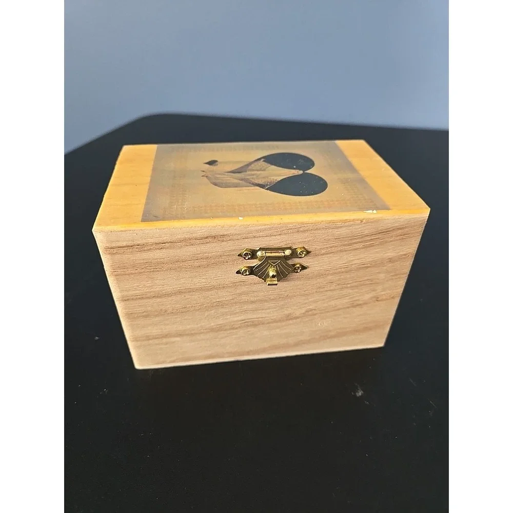 Wood‎ Sooden Trinket Box  5